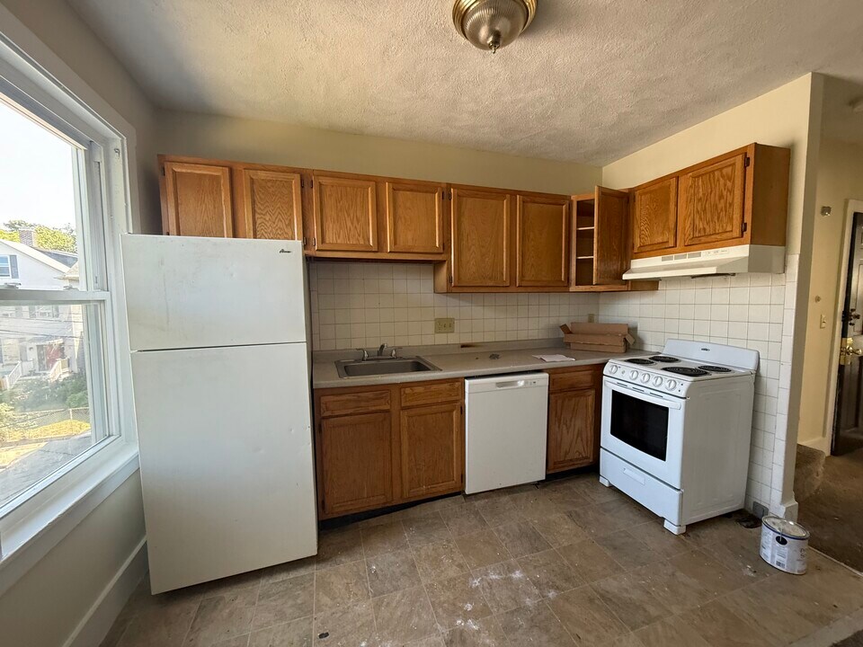 5 Islington Ter, Unit 2 in Boston, MA - Foto de edificio