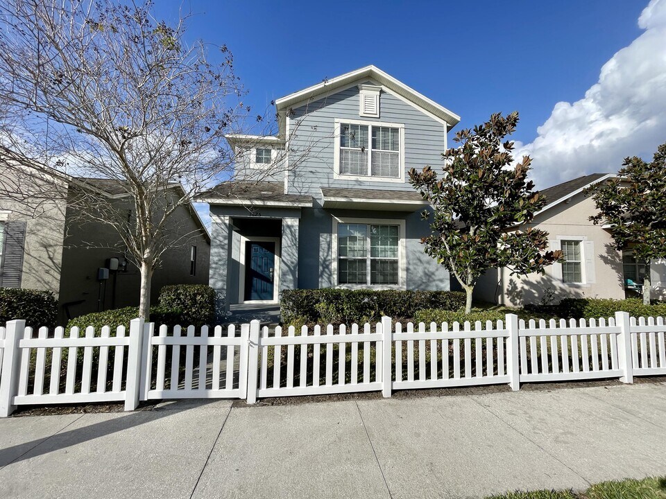 1625 Acadia Harbor Pl in Brandon, FL - Building Photo