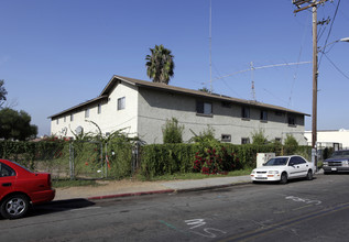 Southcrest West Senior Apartments in San Diego, CA - Building Photo - Building Photo