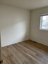 1007 S Dimond St in Palmer, AK - Building Photo - Building Photo