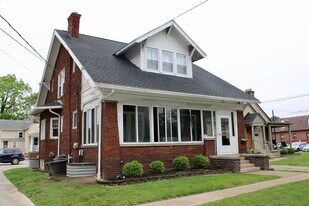 681 College Avenue in Columbus, OH - Building Photo