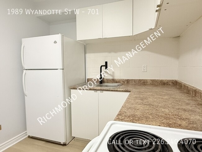 property at 1989 Wyandotte St W