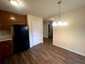 417 Nottingham Dr in Fayetteville, NC - Building Photo - Building Photo