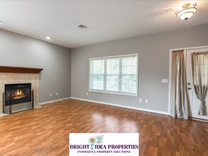 5948 Oakgreen Ave N in Stillwater, MN - Building Photo - Building Photo