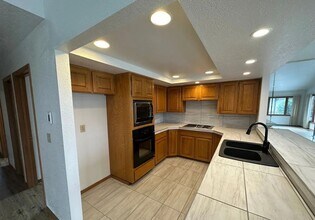 1529 E Loch Haven Dr in Hayden, ID - Building Photo - Building Photo