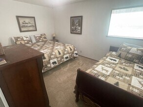 915 Harold Dr in Incline Village, NV - Foto de edificio - Building Photo