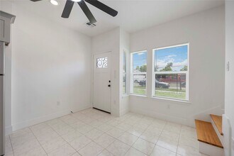 4814 Wilmington St in Houston, TX - Building Photo - Building Photo