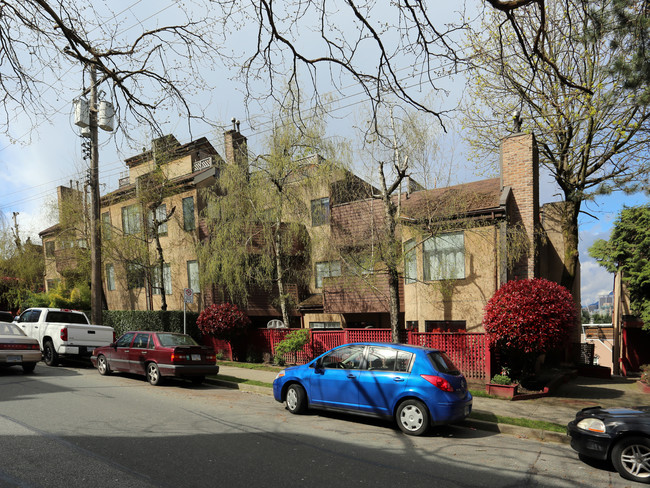 Fairview in Vancouver, BC - Building Photo - Building Photo