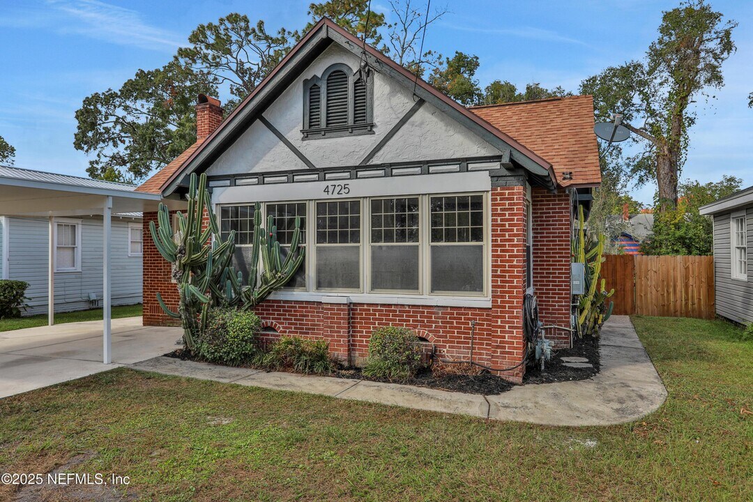 4725 French St in Jacksonville, FL - Building Photo