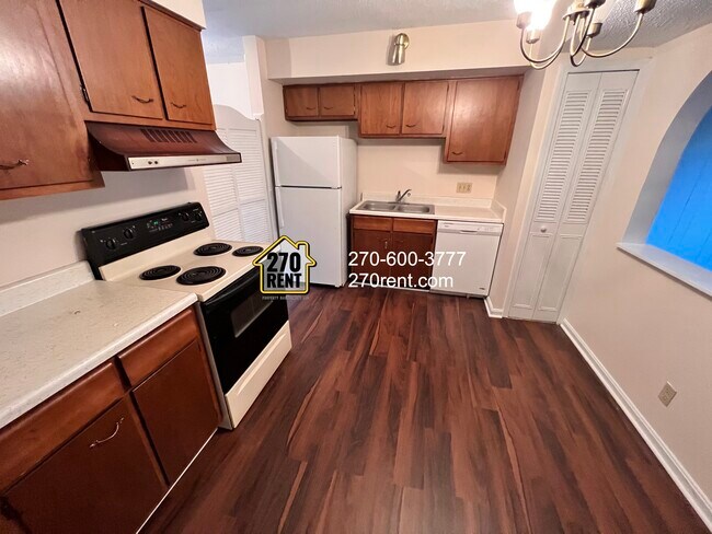 1036 Ellen Dr, Unit 2 photo'