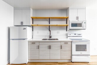 The Villager in Bay Park, Freshly Renovate... in San Diego, CA - Building Photo - Building Photo