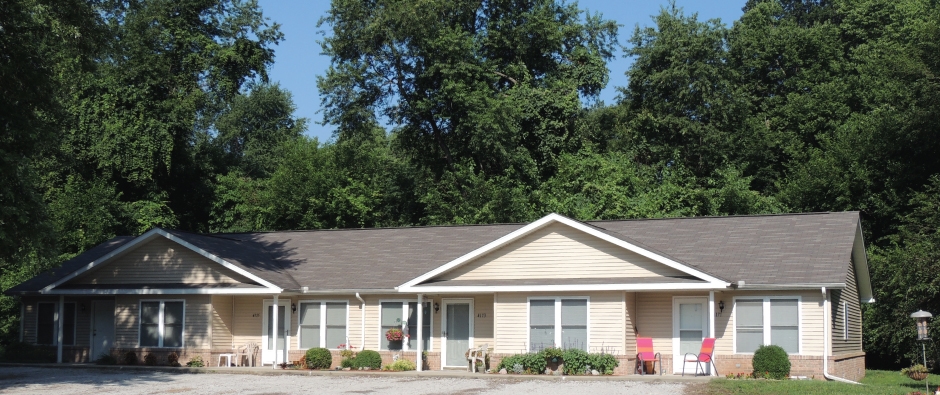 Springhill Apartments in Terre Haute, IN - Building Photo