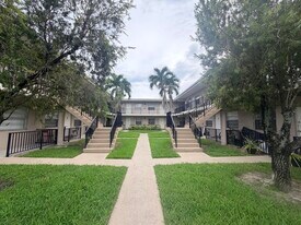 1210 Old Boynton Road in Boynton Beach, FL - Building Photo