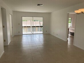 13777 Via Aurora in Delray Beach, FL - Building Photo - Building Photo