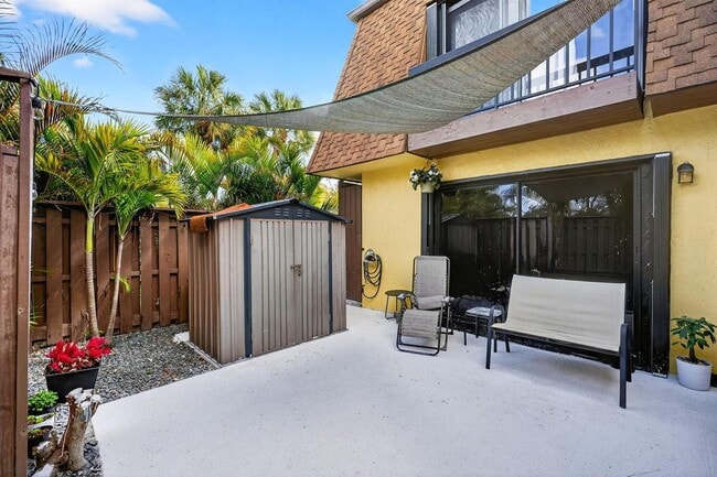 110 N Delaware Blvd in Jupiter, FL - Building Photo - Building Photo