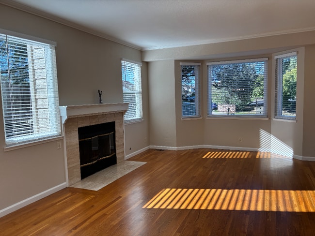 242 N San Pedro Rd in San Rafael, CA - Building Photo - Building Photo