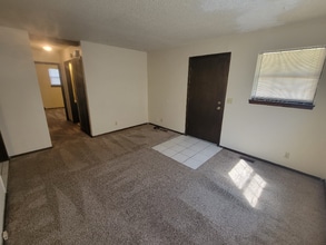 735 S Everett St in Wichita, KS - Building Photo - Building Photo
