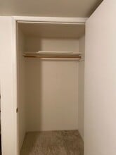 10015 SW Boones Ferry Rd in Portland, OR - Building Photo - Building Photo