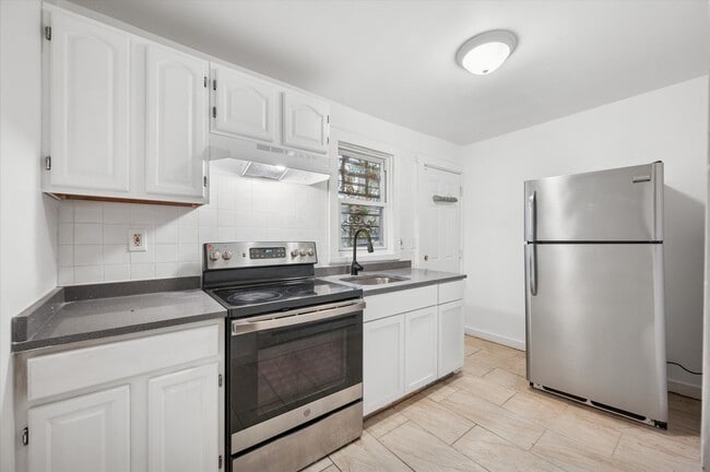 property at 532 N Hobart St