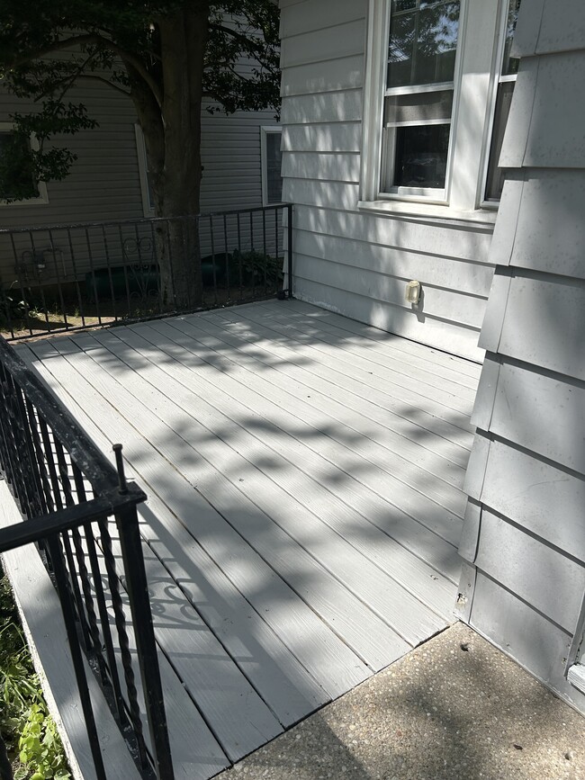 17 E Meyran Ave, Unit 1 in Somers Point, NJ - Building Photo - Building Photo
