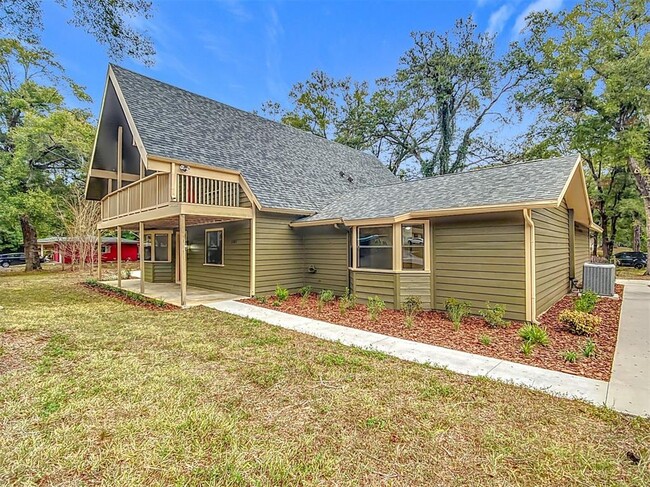 3581 S Apopka Ave in Inverness, FL - Building Photo - Building Photo