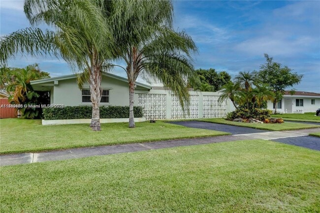 308 N Crescent Dr in Hollywood, FL - Building Photo - Building Photo