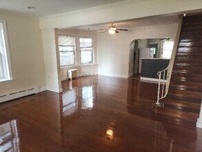 2044 N 63rd St in Philadelphia, PA - Building Photo - Building Photo