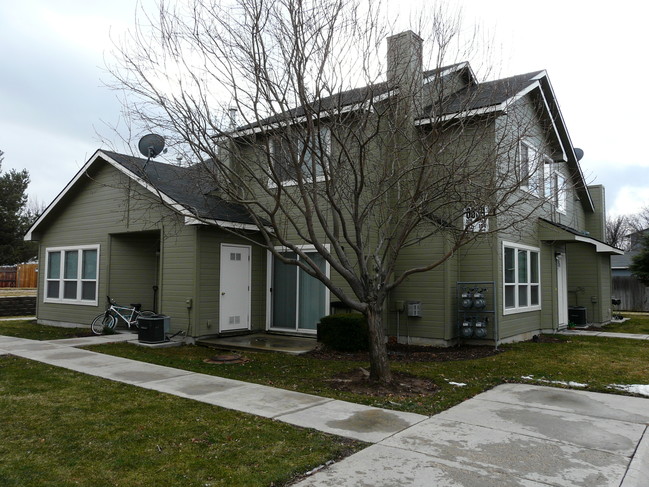 Boise Bench Fourplex in Boise, ID - Building Photo - Building Photo