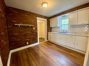 664 Corley St in Akron, OH - Building Photo - Building Photo