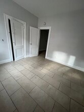325 10th Ave in Paterson, NJ - Building Photo - Building Photo
