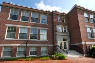 The Meetinghouse at Goffstown Apartments