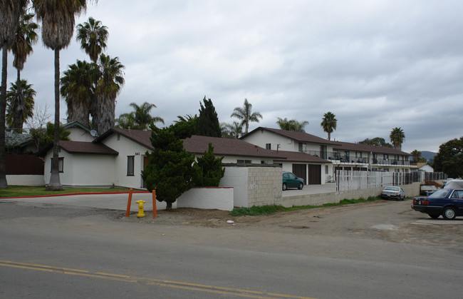 541 W California Ave in Vista, CA - Building Photo - Building Photo