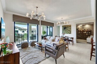 1035 3rd Ave S in Naples, FL - Building Photo - Building Photo