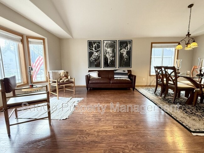 60031 Ridgeway Loop in Saint Helens, OR - Building Photo - Building Photo