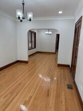 1542 N Kolin Ave, Unit 1 in Chicago, IL - Building Photo - Building Photo