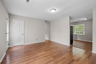 3112 Woodbine Ct in Raleigh, NC - Building Photo - Building Photo