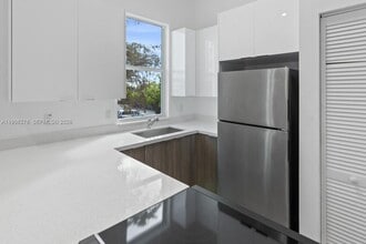 1935 NW 71st St in Miami, FL - Building Photo - Building Photo