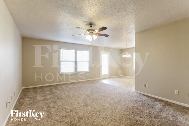 6549 Black Antler Dr in Indianapolis, IN - Foto de edificio - Building Photo