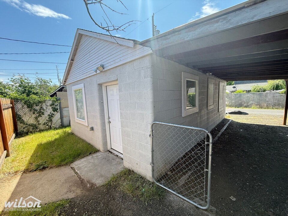 1306 McKinley Ave-Unit -1306 1/2 McKinley Ave in Yakima, WA - Building Photo