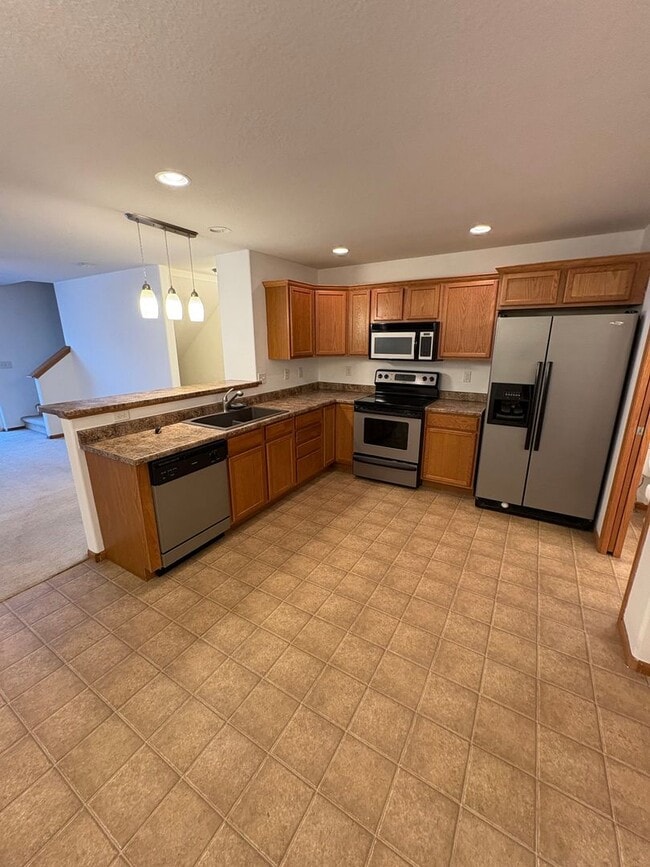 property at 3417 Destin Dr