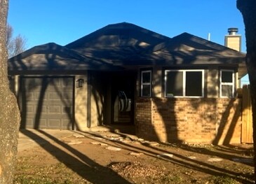 5056 Clear Springs Dr in Duncan, OK - Foto de edificio