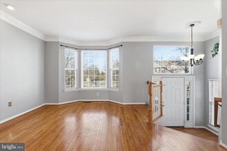 8731 Farnham Way in Linton Hall, VA - Building Photo - Building Photo
