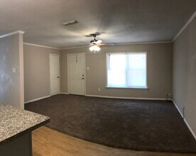 139 VZ County Road 2122 in Canton, TX - Building Photo - Building Photo