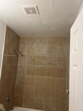 6301 Moseley St-Unit -2 in Hollywood, FL - Building Photo - Building Photo