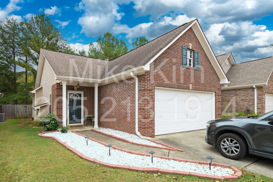 5290 Cottage Ln in Birmingham, AL - Foto de edificio