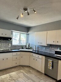 546 Henry Ave, Unit Duplex photo'