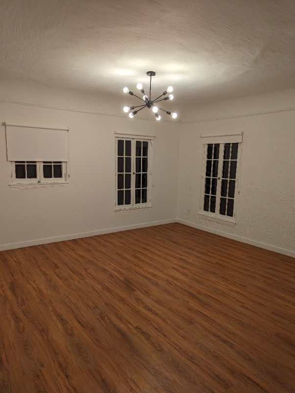 property at 2040 Argyle Ave