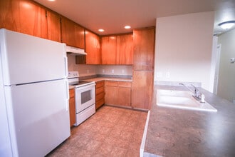 3161 Juniper Ridge Dr in Medford, OR - Building Photo - Building Photo
