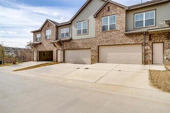 544 Lake Point Dr in Weatherford, TX - Foto de edificio - Building Photo