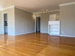 4700 Los Feliz Blvd in Los Angeles, CA - Building Photo - Building Photo